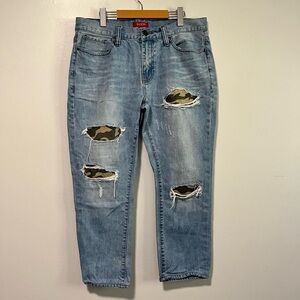 Guess Men’s Camo Patch Distressed Jeans Size 36 Light Wash Straight Leg